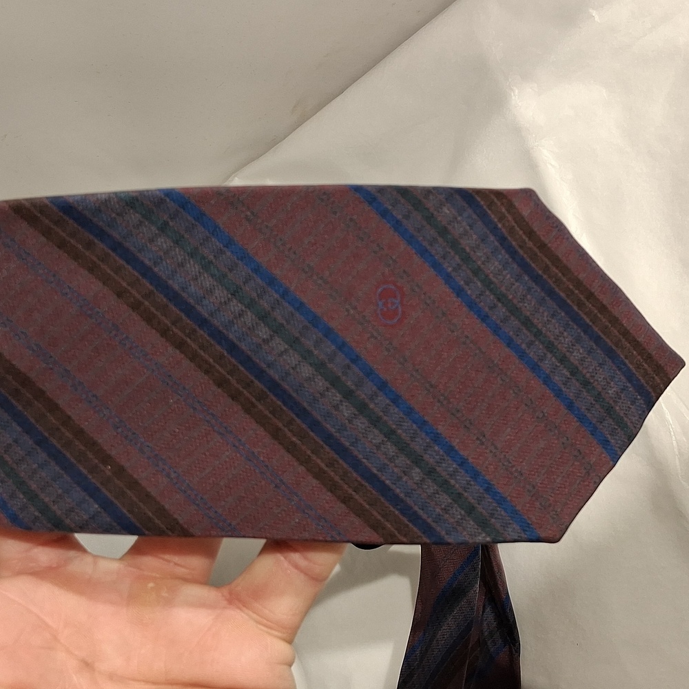 Gucci Vintage Silk Tie - Picture 7 of 8